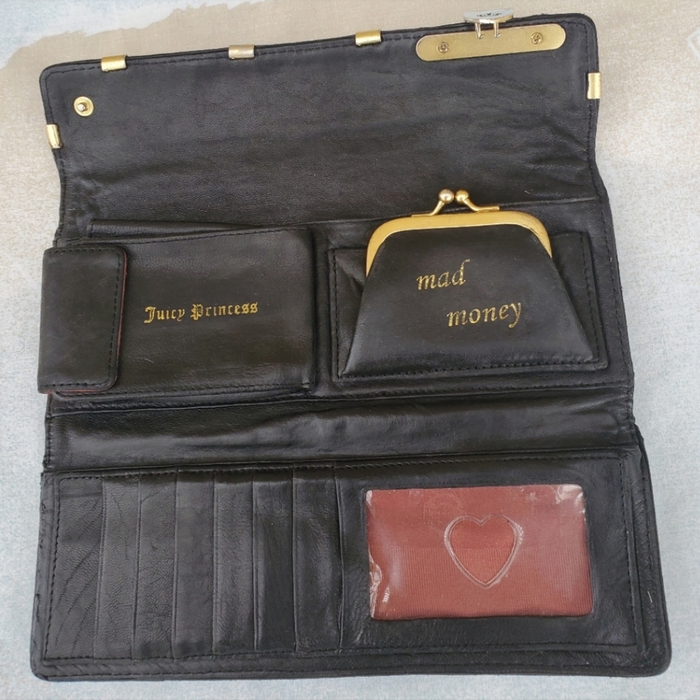 LOOKING to BUY, OFFERS & BUNDLES are welcome here - Picture 5 of 10
